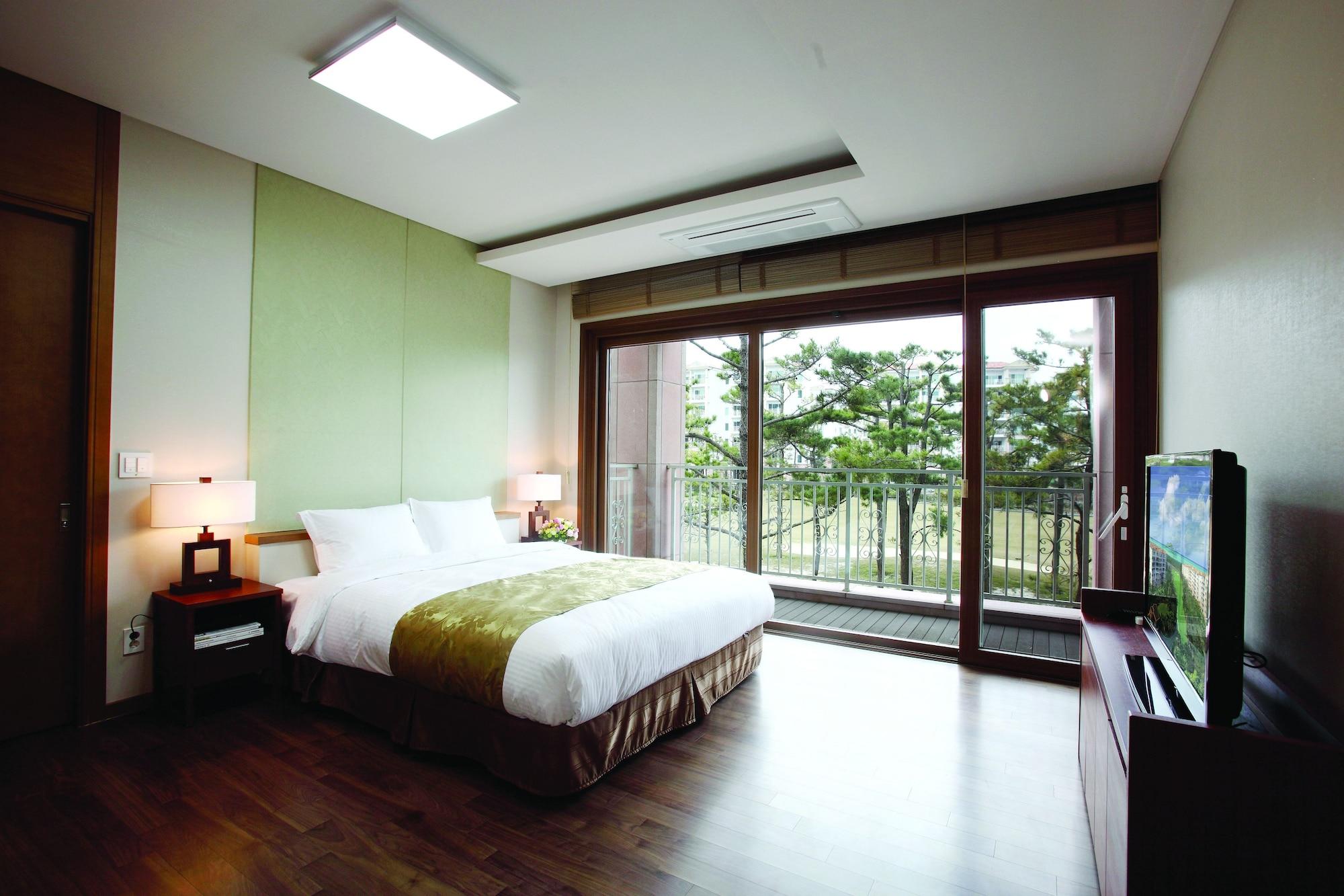 Raon Hotel & Resort Csedzsu Kültér fotó